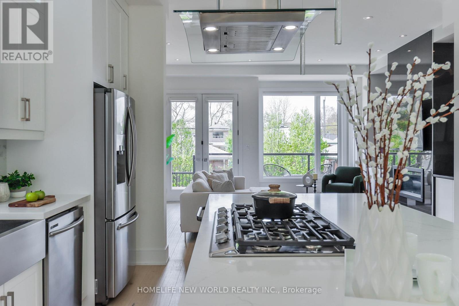158 Alderbrae Avenue, Toronto, Ontario  M8W 4K3 - Photo 15 - W13138238