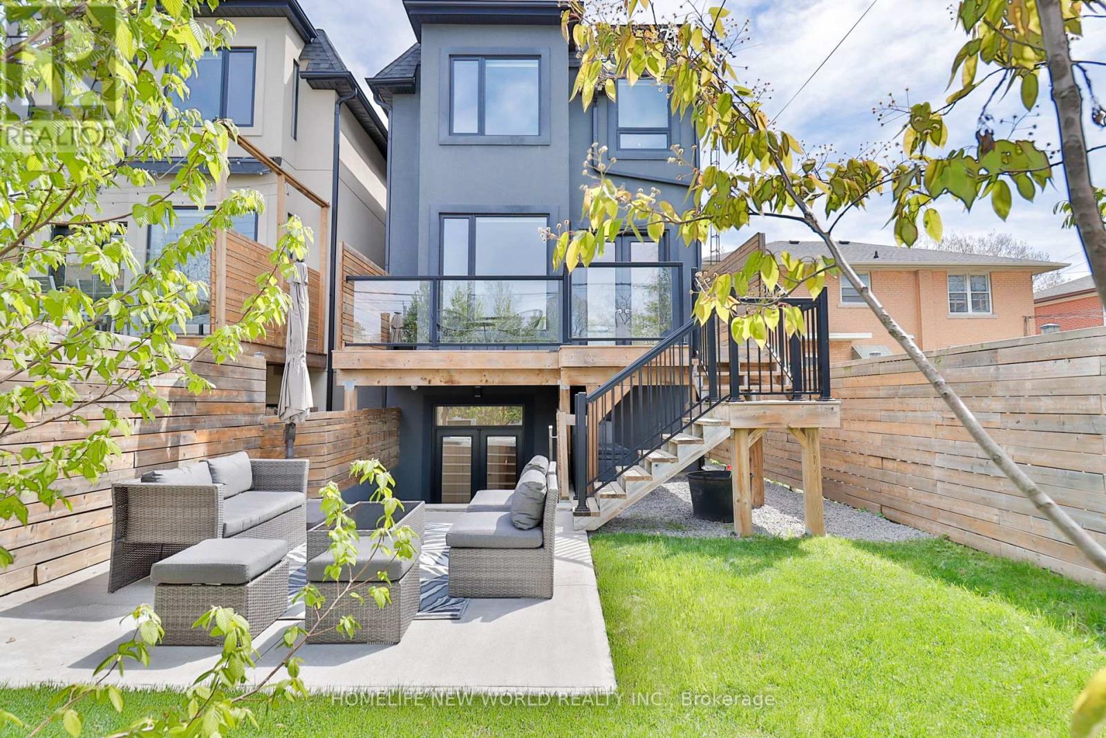 158 Alderbrae Avenue, Toronto, Ontario  M8W 4K3 - Photo 41 - W13138238
