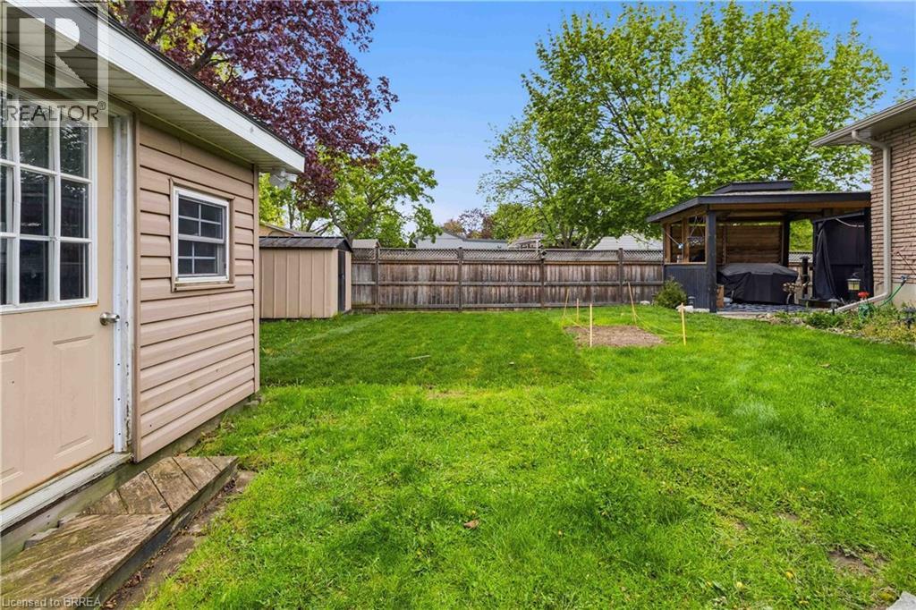 43 Brisbane Boulevard, Brantford, Ontario  N3S 4K9 - Photo 38 - 40827396