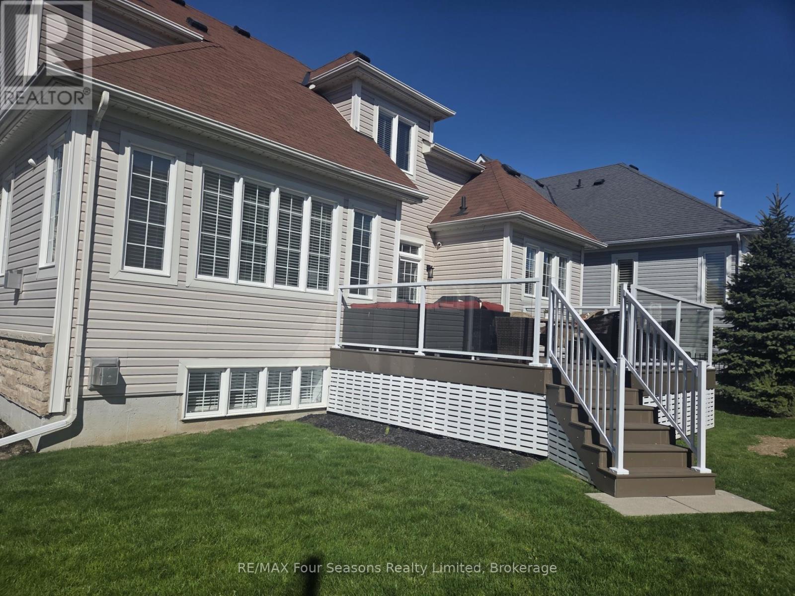 64 Waterview Road, Wasaga Beach, Ontario  L9Z 0E9 - Photo 33 - S13117286
