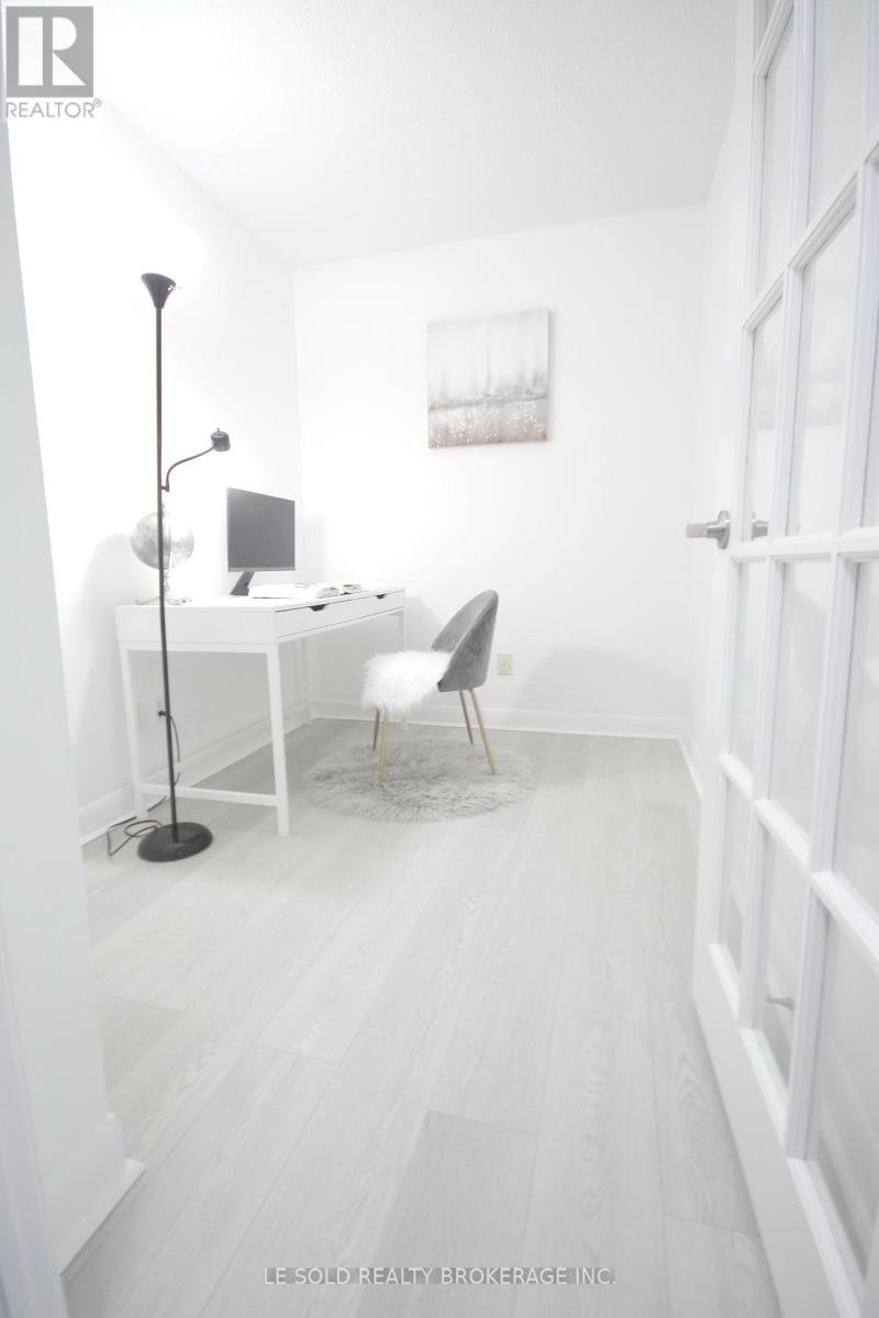 545 - 525 Wilson Avenue, Toronto, Ontario  M3H 0A7 - Photo 6 - C13133500