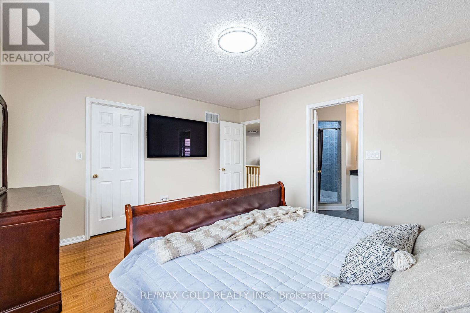 11 Ponymeadow Way, Brampton, Ontario  L6X 0M2 - Photo 18 - W13133936
