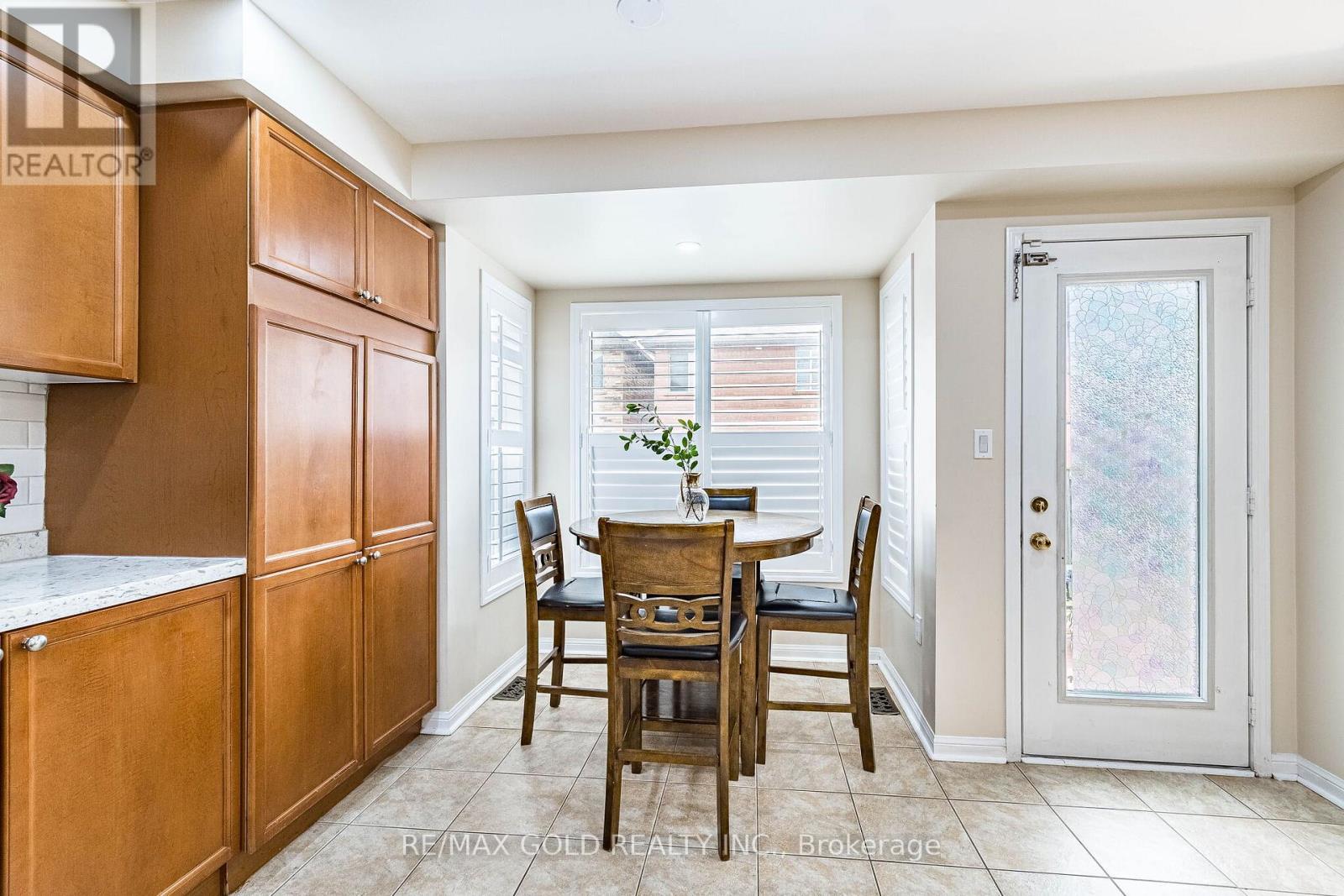 11 Ponymeadow Way, Brampton, Ontario  L6X 0M2 - Photo 14 - W13133936
