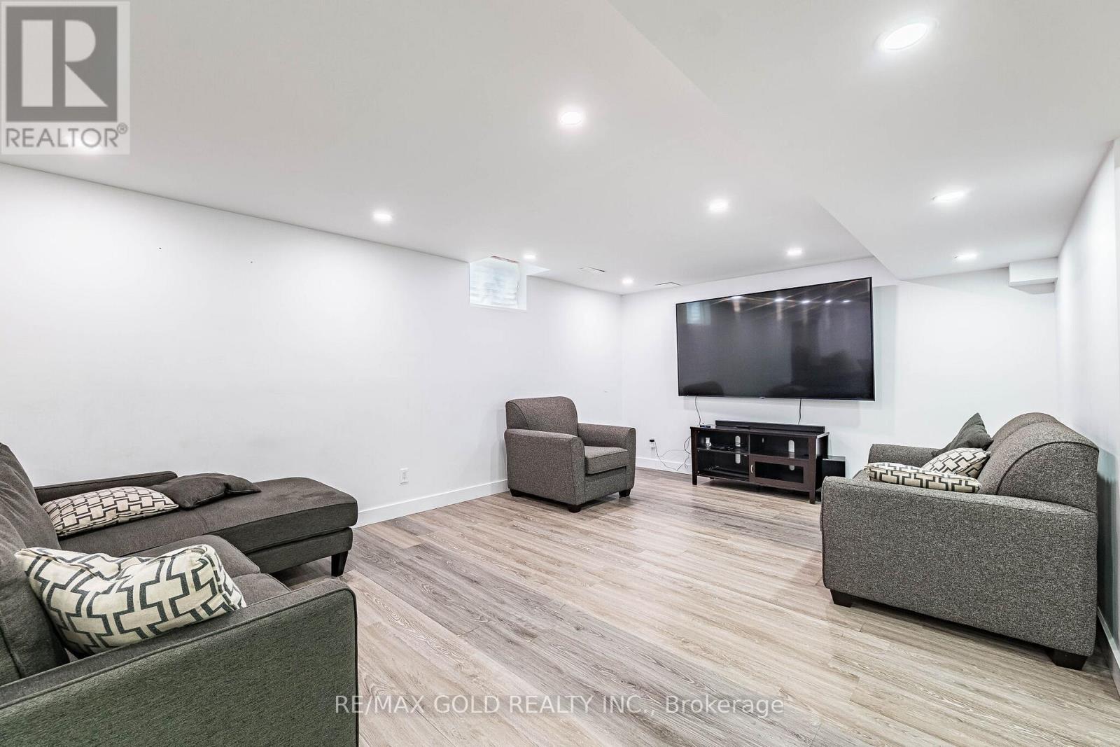 11 Ponymeadow Way, Brampton, Ontario  L6X 0M2 - Photo 27 - W13133936