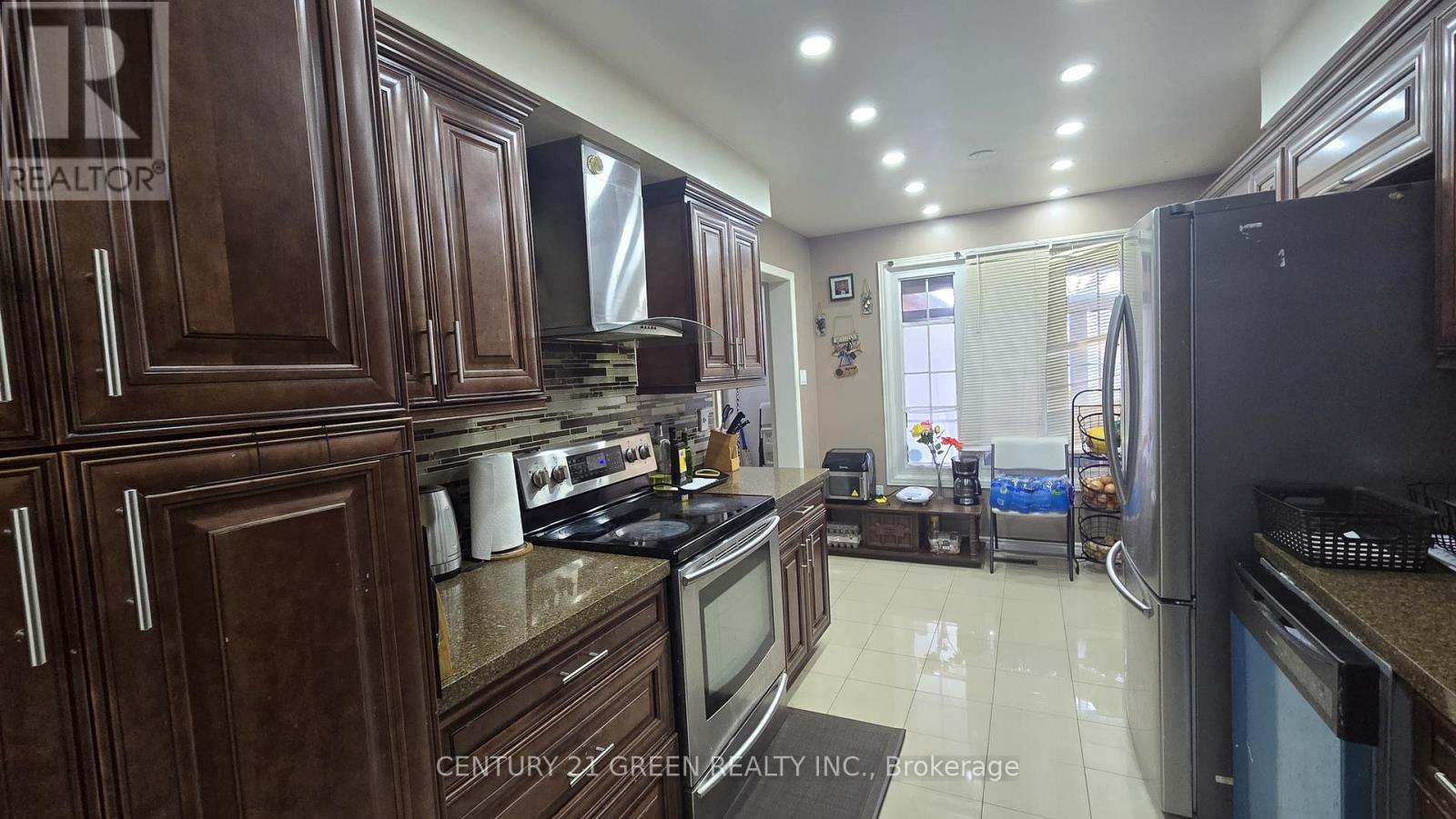 849 Millworks Crescent, Mississauga, Ontario  L5V 1C4 - Photo 10 - W13136990