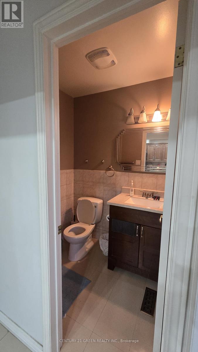 849 Millworks Crescent, Mississauga, Ontario  L5V 1C4 - Photo 15 - W13136990