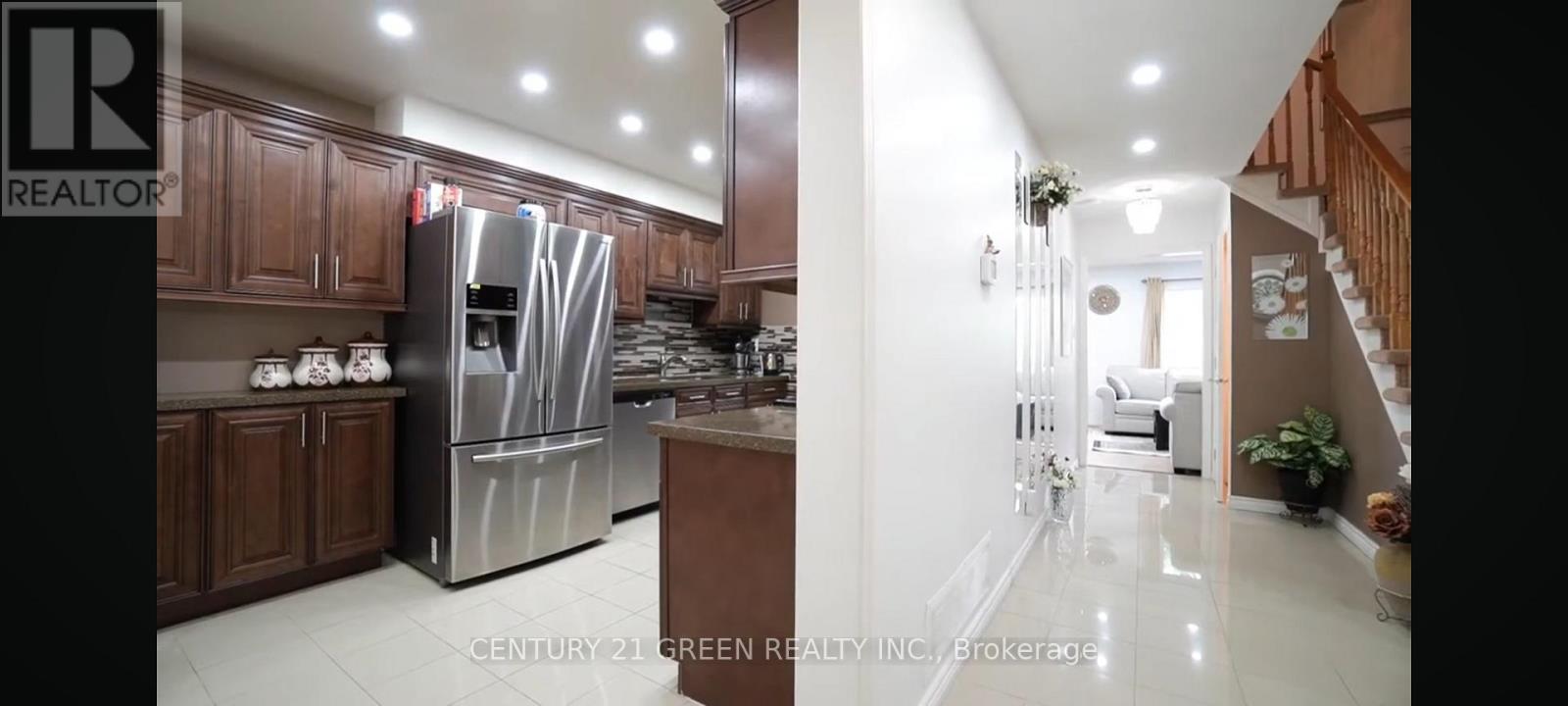 849 Millworks Crescent, Mississauga, Ontario  L5V 1C4 - Photo 8 - W13136990