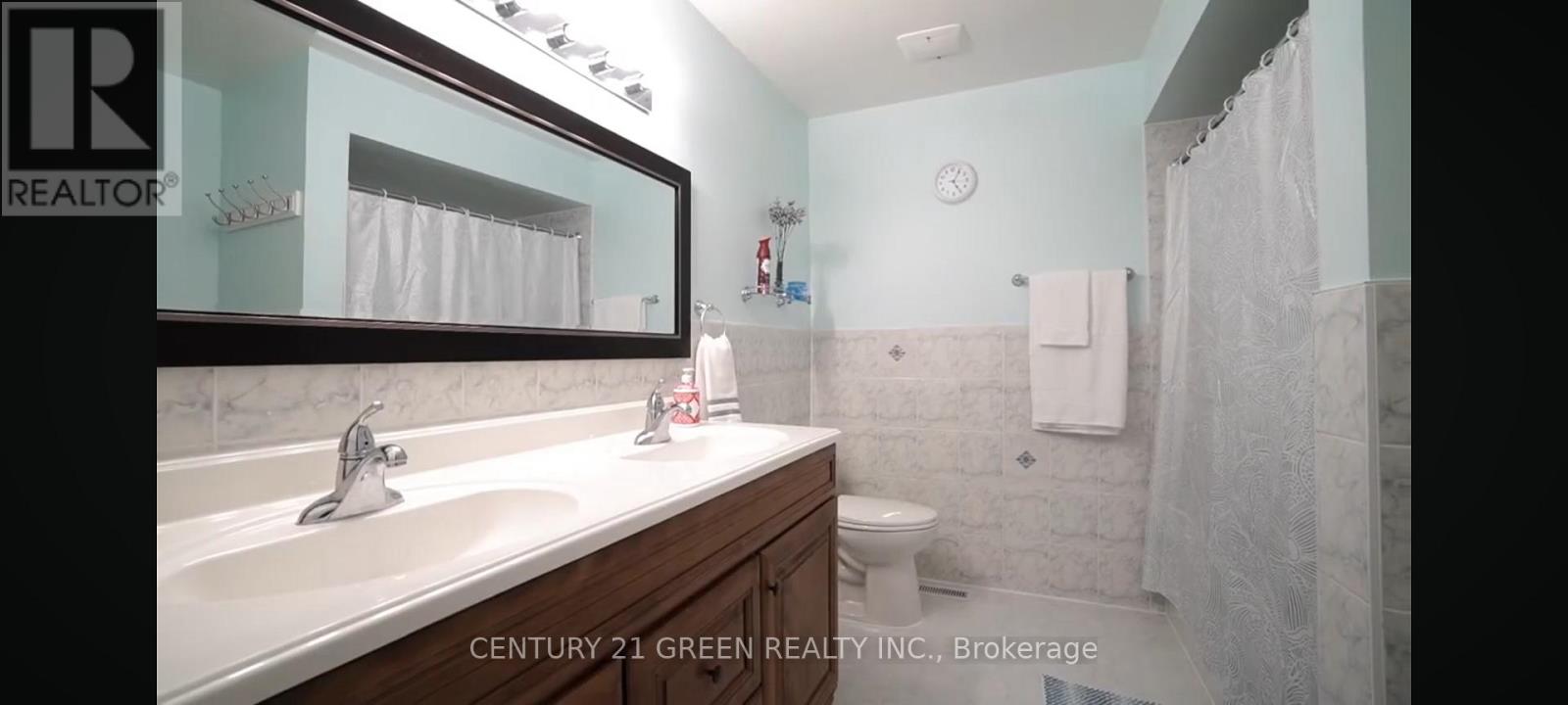 849 Millworks Crescent, Mississauga, Ontario  L5V 1C4 - Photo 20 - W13136990
