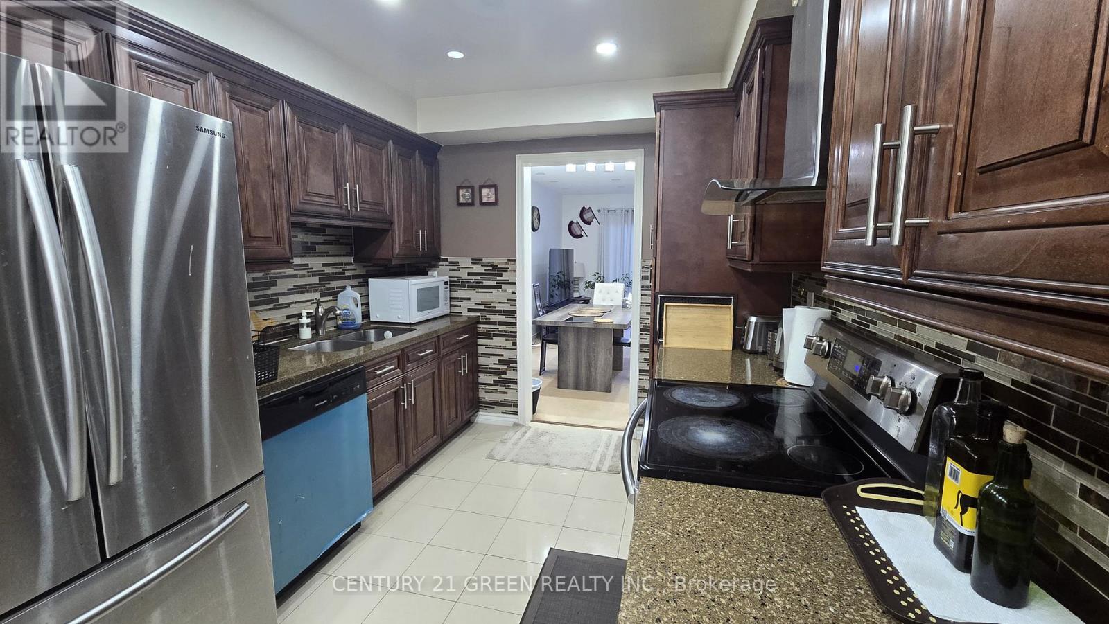 849 Millworks Crescent, Mississauga, Ontario  L5V 1C4 - Photo 9 - W13136990
