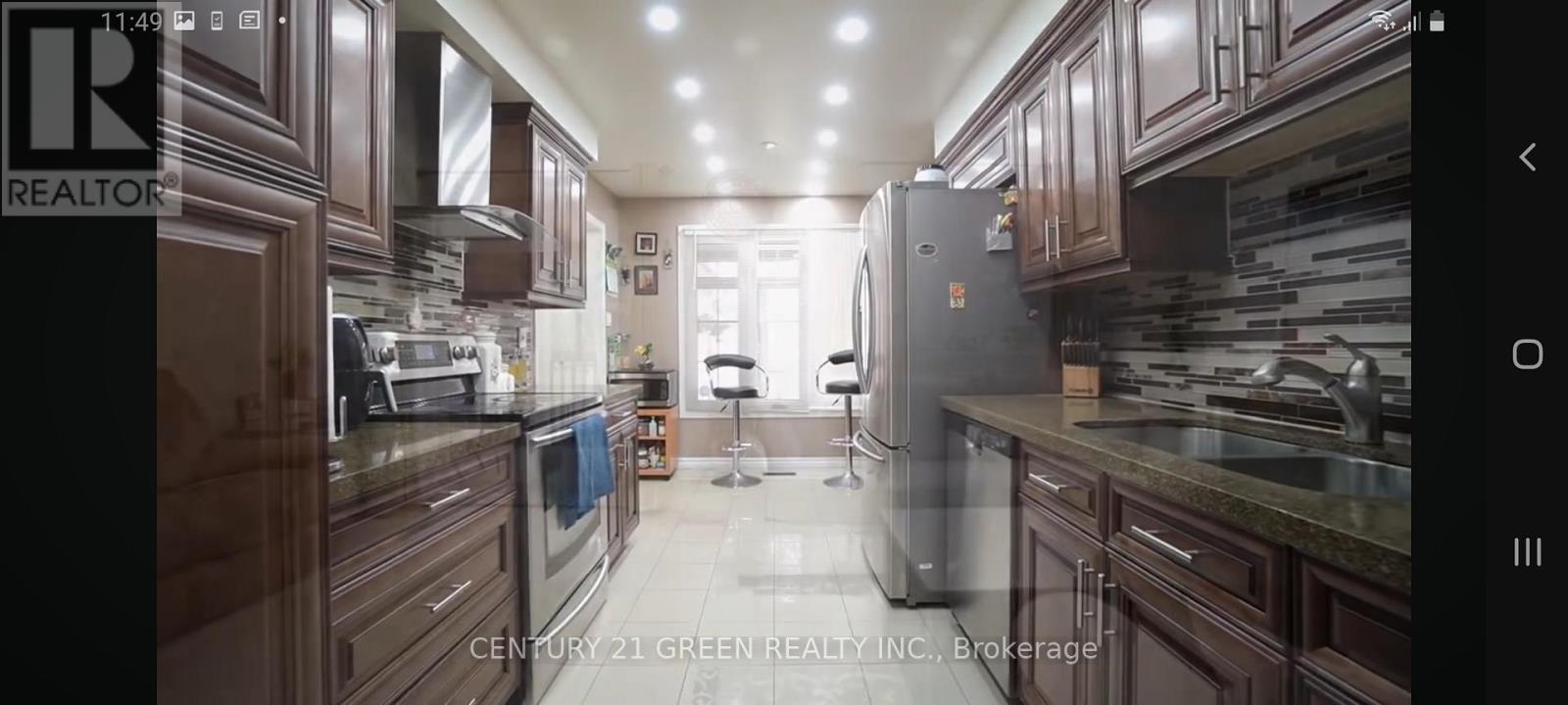 849 Millworks Crescent, Mississauga, Ontario  L5V 1C4 - Photo 7 - W13136990