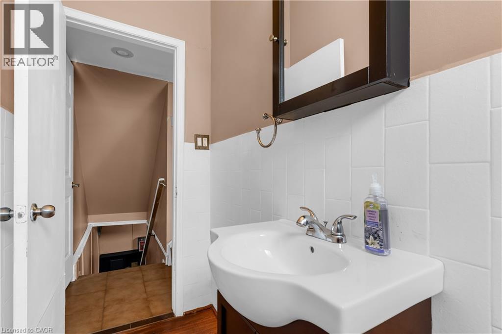 102 Berkindale Drive, Hamilton, Ontario  L8E 1M5 - Photo 17 - 40823490
