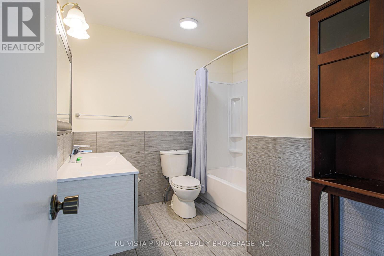 24 - 770 Fanshawe Park Road, London North, Ontario  N5X 4M4 - Photo 19 - X13138296