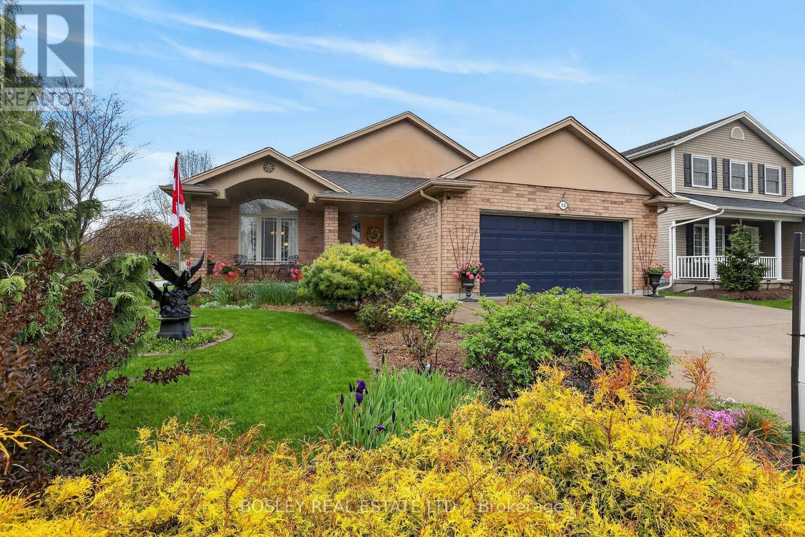 15 HOPE AVENUE, Niagara-on-the-Lake, Ontario