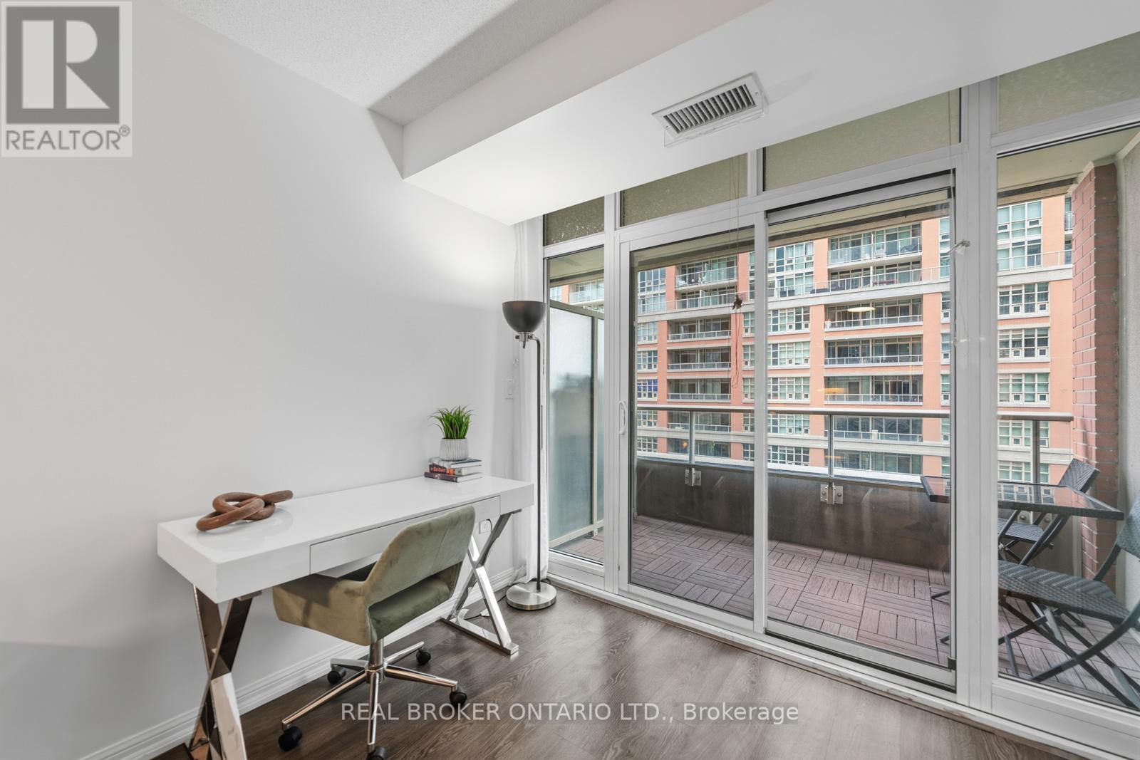 810 - 75 East Liberty Street, Toronto, Ontario  M6K 3R3 - Photo 11 - C13138274