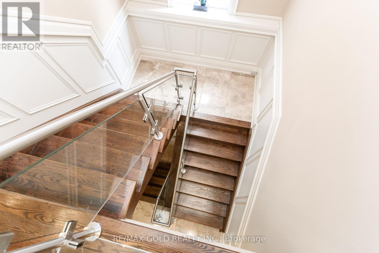 1 Lissom Crescent, Toronto, Ontario  M2R 2N9 - Photo 21 - C13136042