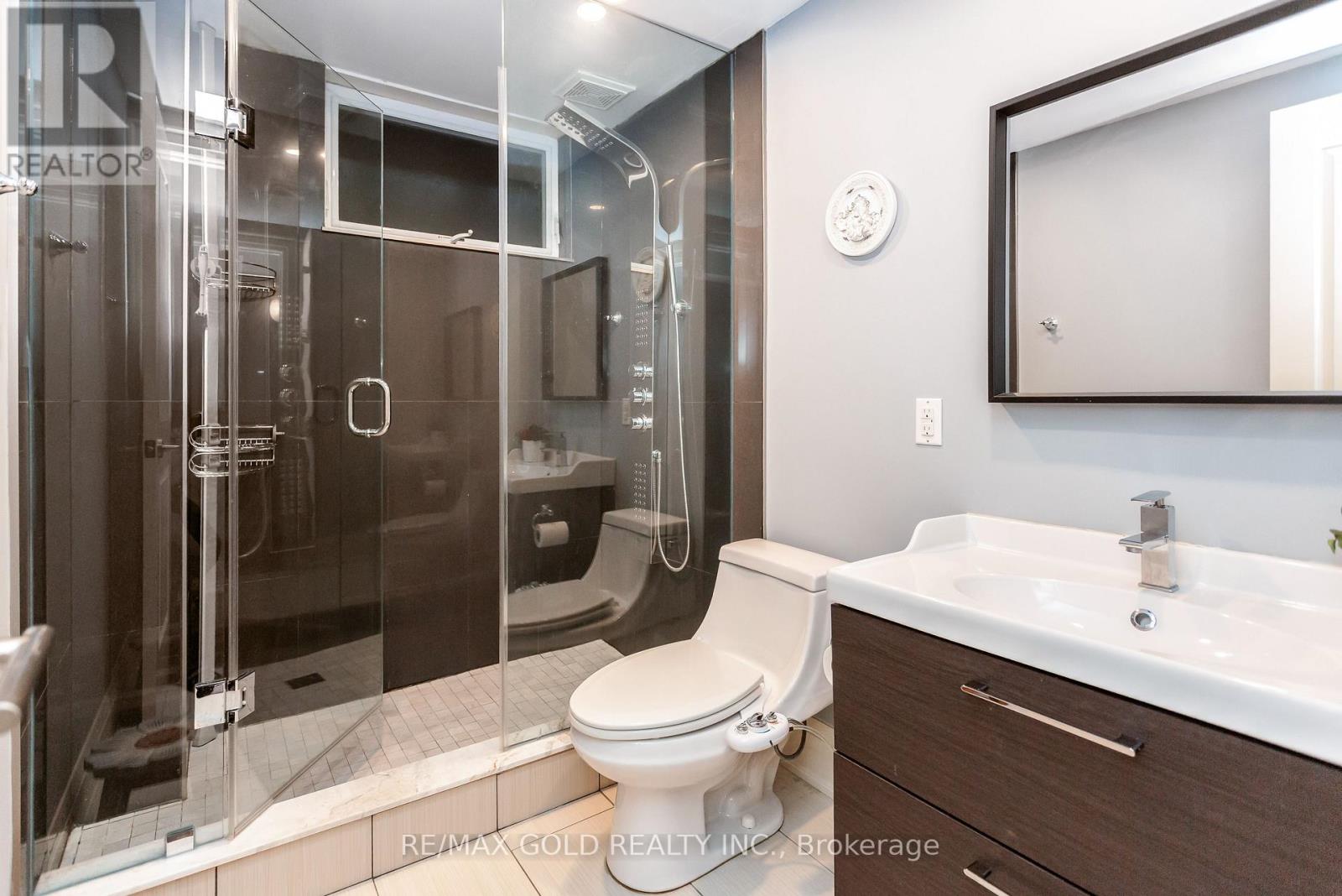 1 Lissom Crescent, Toronto, Ontario  M2R 2N9 - Photo 34 - C13136042