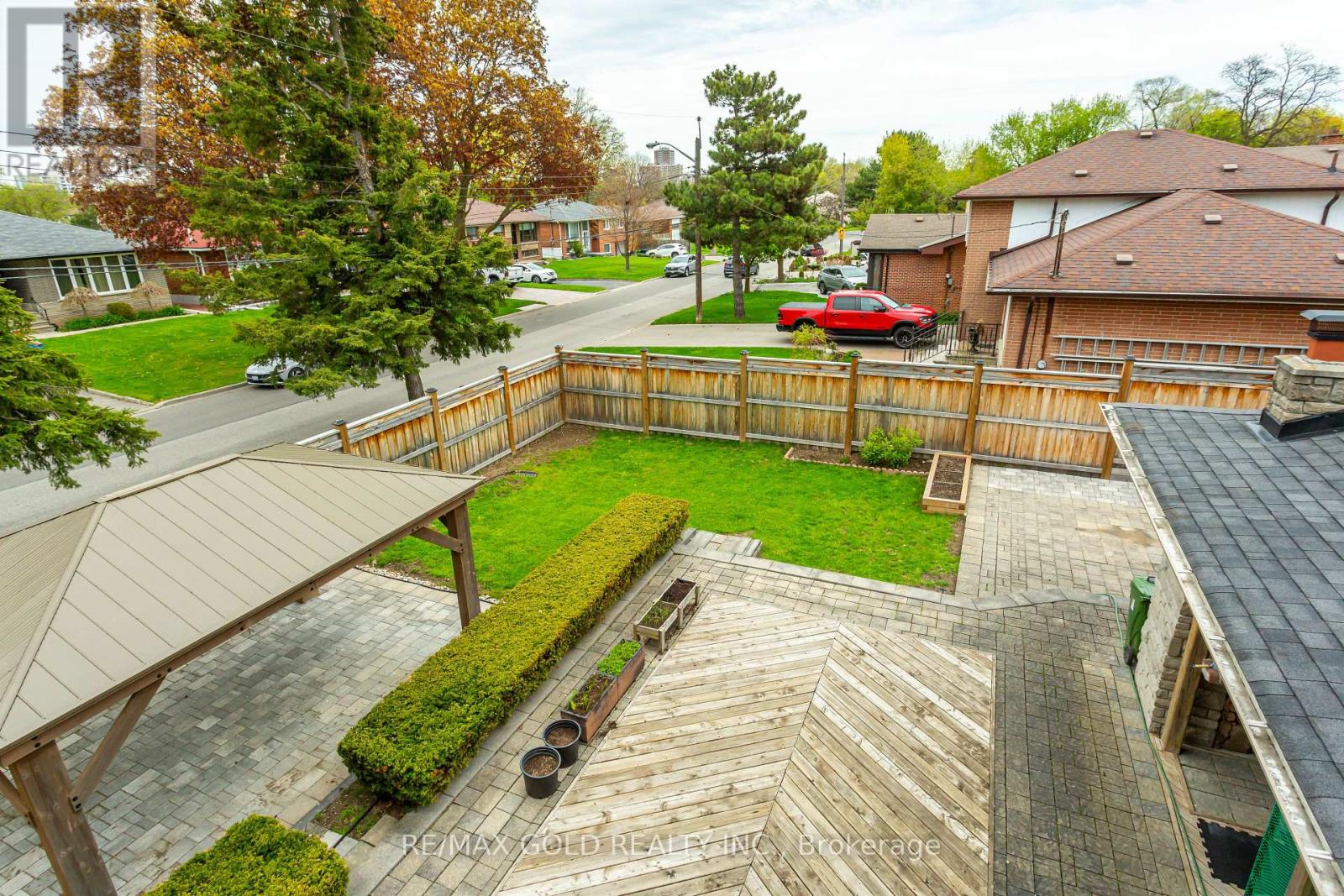 1 Lissom Crescent, Toronto, Ontario  M2R 2N9 - Photo 38 - C13136042