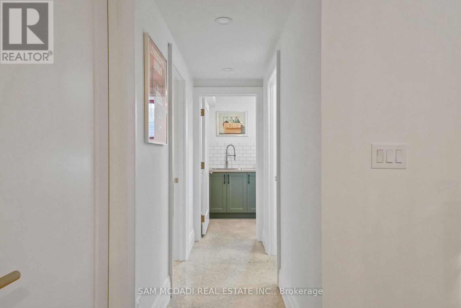 130 Lake Promenade, Toronto, Ontario  M8W 1A5 - Photo 33 - W13118032