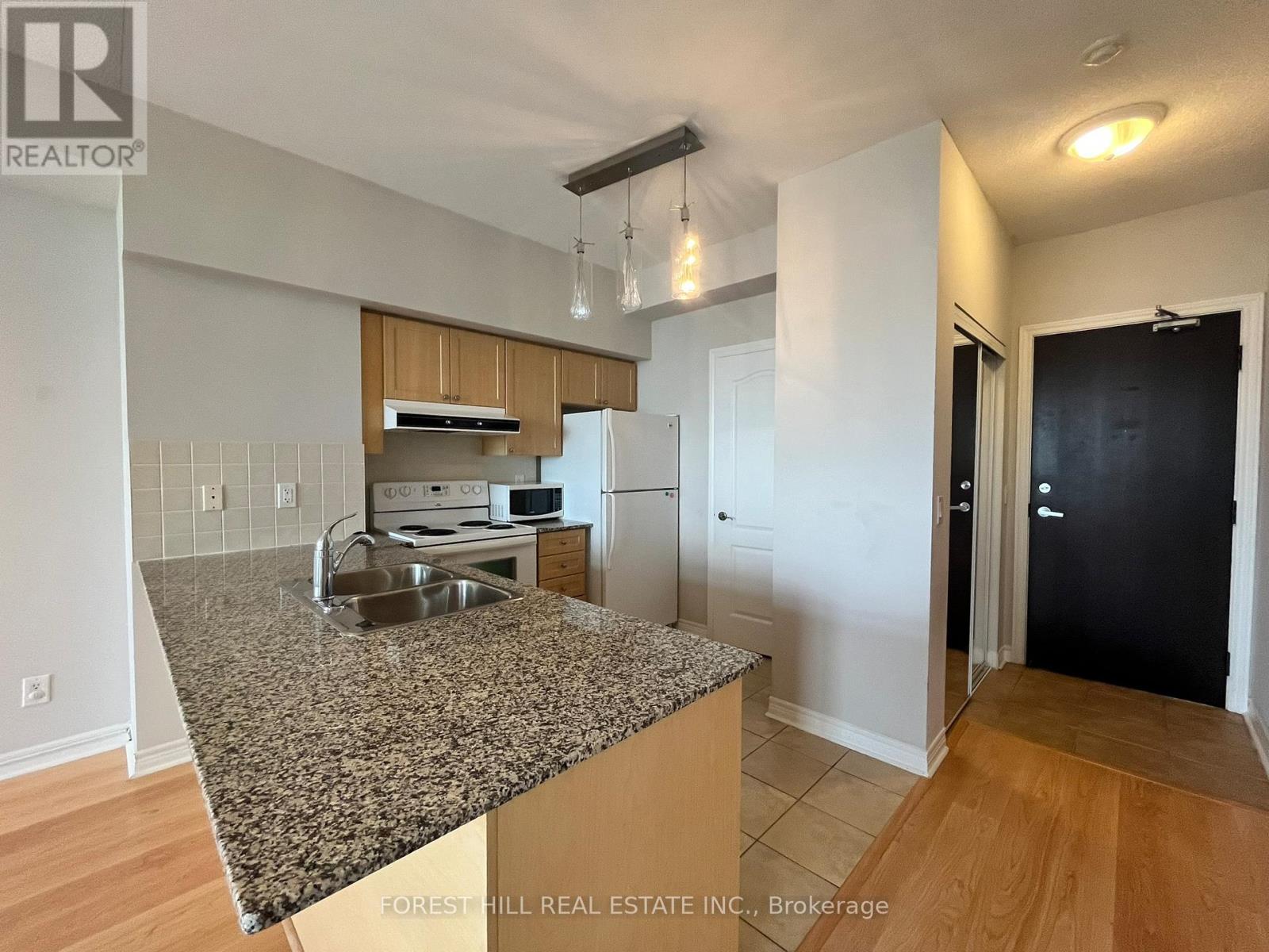 1608 - 15 North Park Road, Vaughan, Ontario  L4J 0A1 - Photo 4 - N13138330