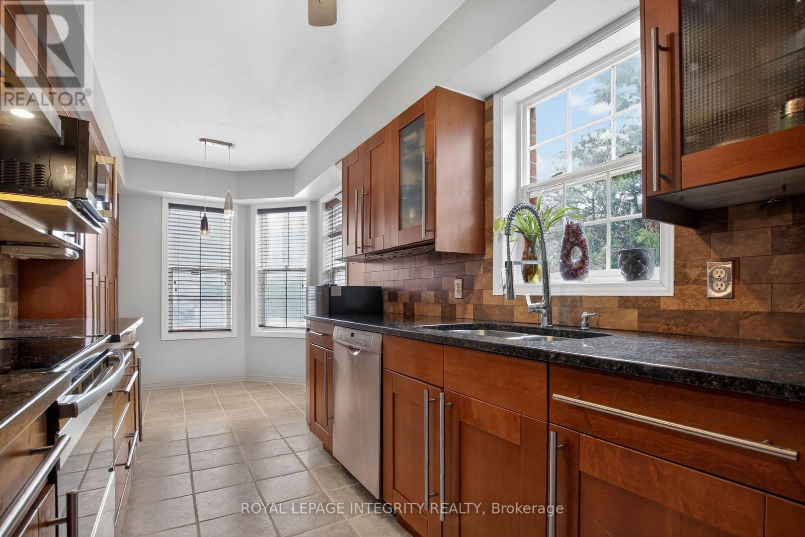 35 Heartleaf Private, Ottawa, Ontario  K1T 3Z9 - Photo 8 - X13137774