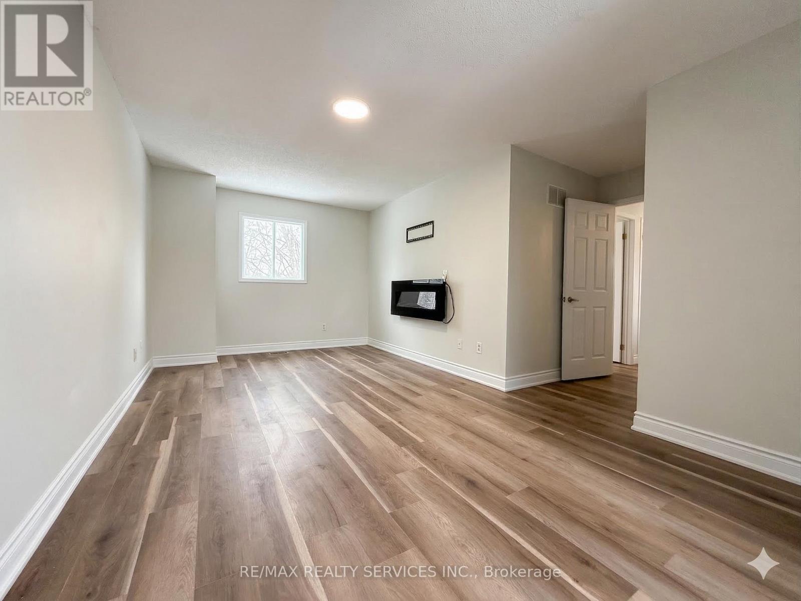 67 Livingstone Street W, Barrie, Ontario  L4N 7J2 - Photo 15 - S13138272