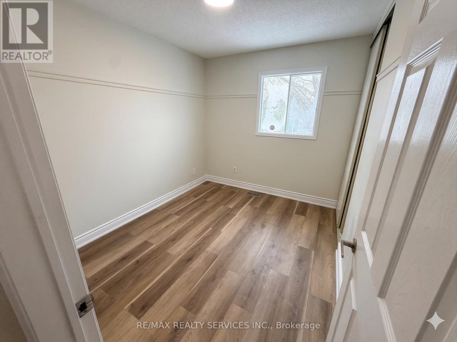 67 Livingstone Street W, Barrie, Ontario  L4N 7J2 - Photo 17 - S13138272