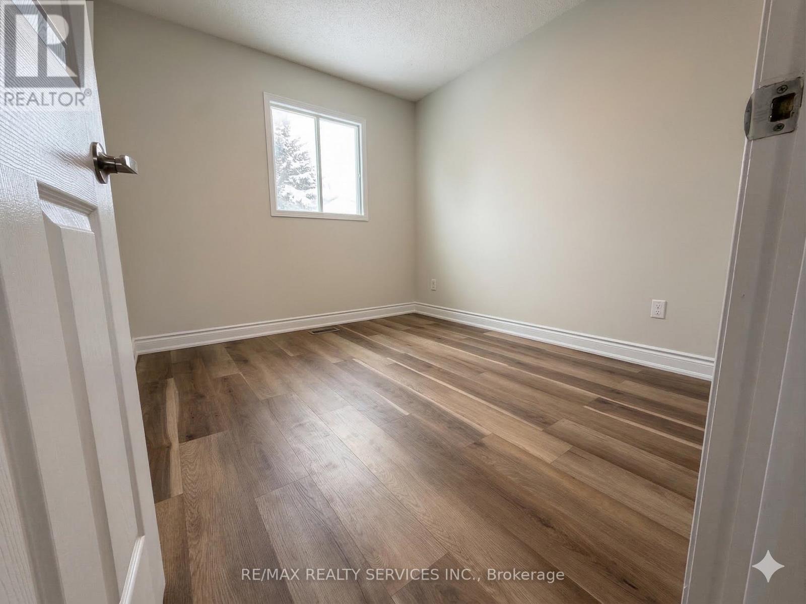 67 Livingstone Street W, Barrie, Ontario  L4N 7J2 - Photo 18 - S13138272