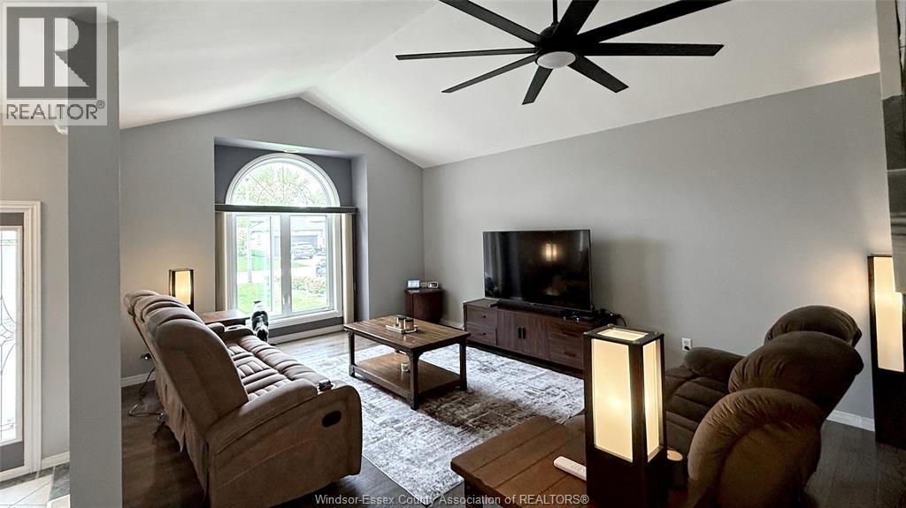 105 Mousseau Crescent, Belle River, Ontario  N8L 0M5 - Photo 8 - 26010551