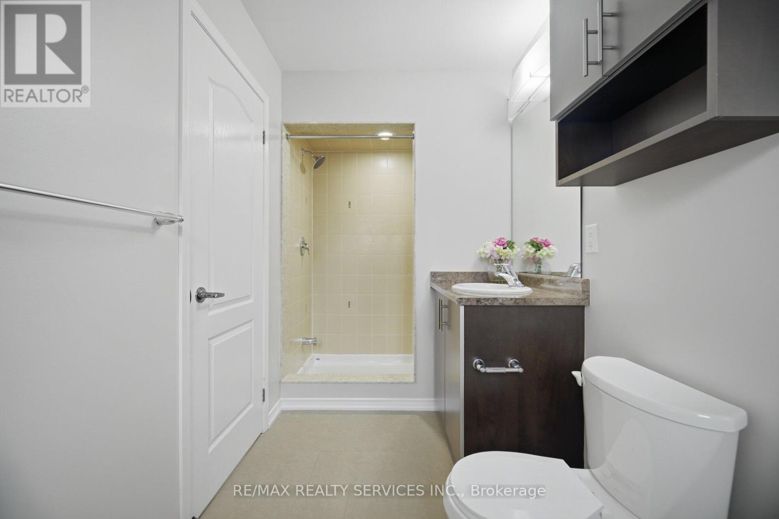 25 Baffin Crescent, Brampton, Ontario  L7A 4K7 - Photo 23 - W13138248