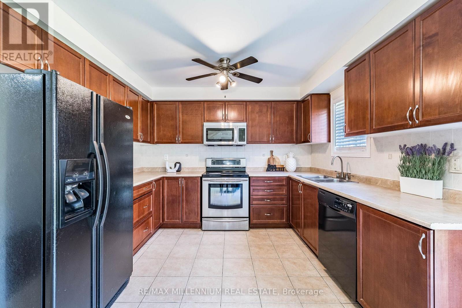 14 Vermont Road, Brampton, Ontario  L7A 3G3 - Photo 18 - W13138288