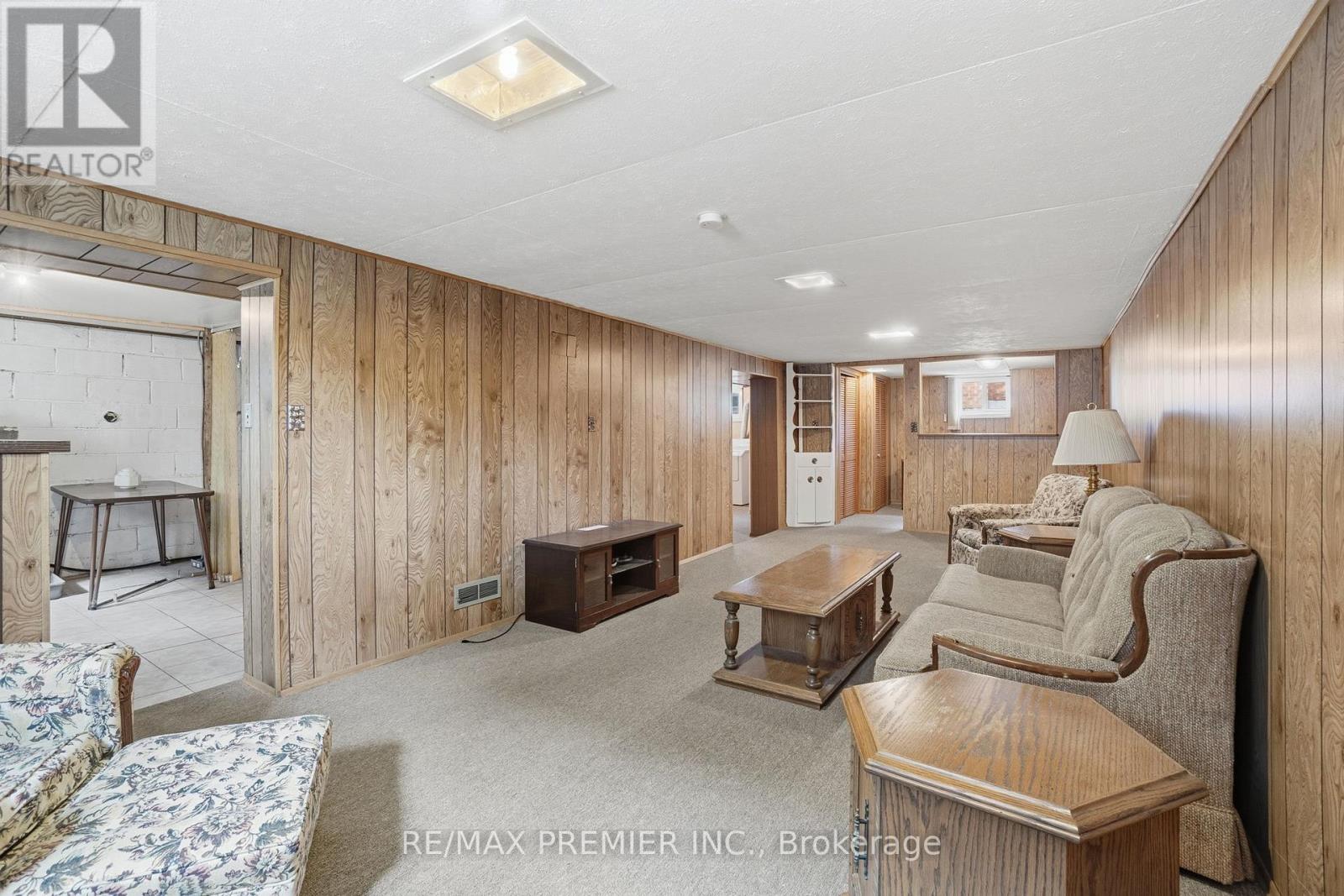 436 Rustic Road, Toronto, Ontario  M6L 1W9 - Photo 15 - W13136588