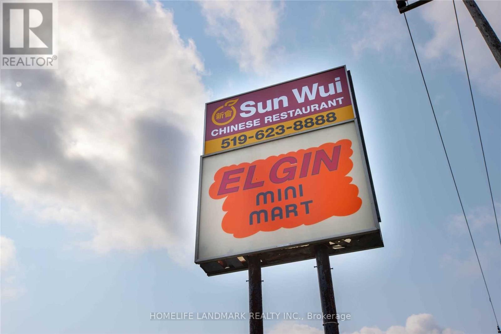 79 Elgin Street N, Cambridge, Ontario  N1R 5H4 - Photo 3 - X13138270