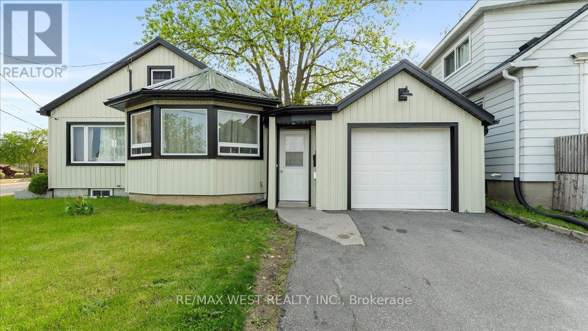 134 DUNDAS STREET W, Belleville, Ontario