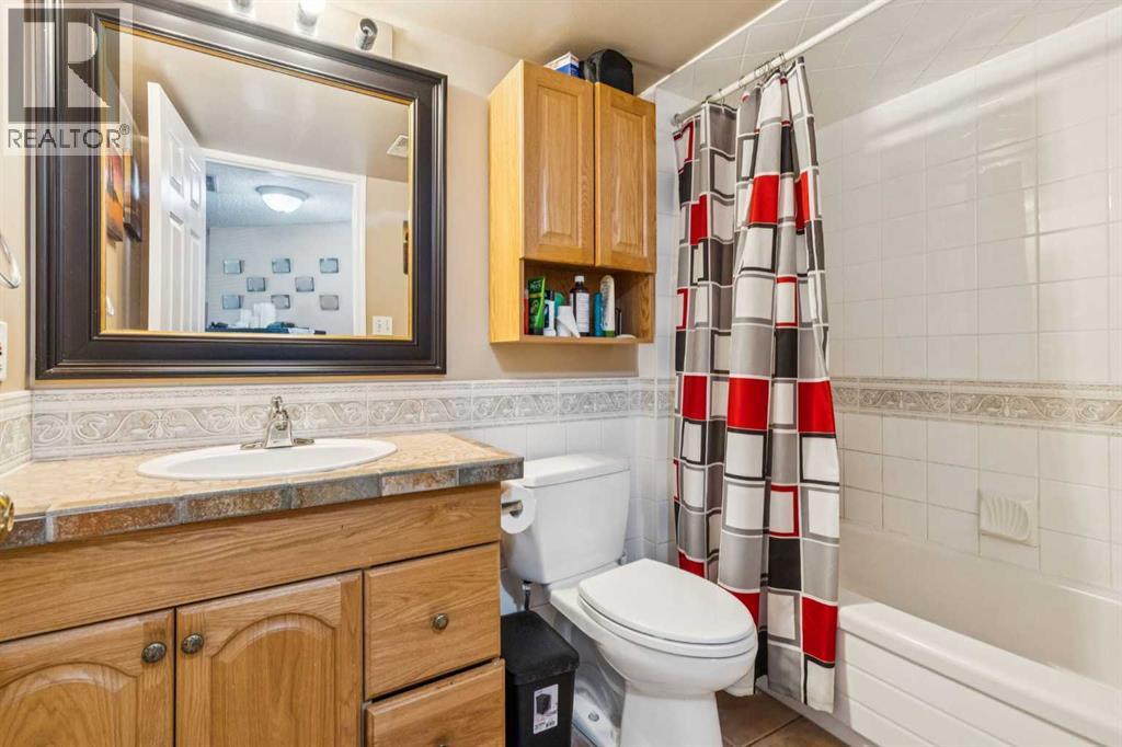182 Bridlewood Close SW, Calgary, Alberta  T2Y 3N4 - Photo 32 - A2310050