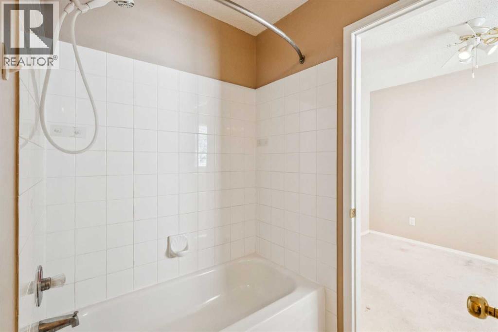 182 Bridlewood Close SW, Calgary, Alberta  T2Y 3N4 - Photo 25 - A2310050