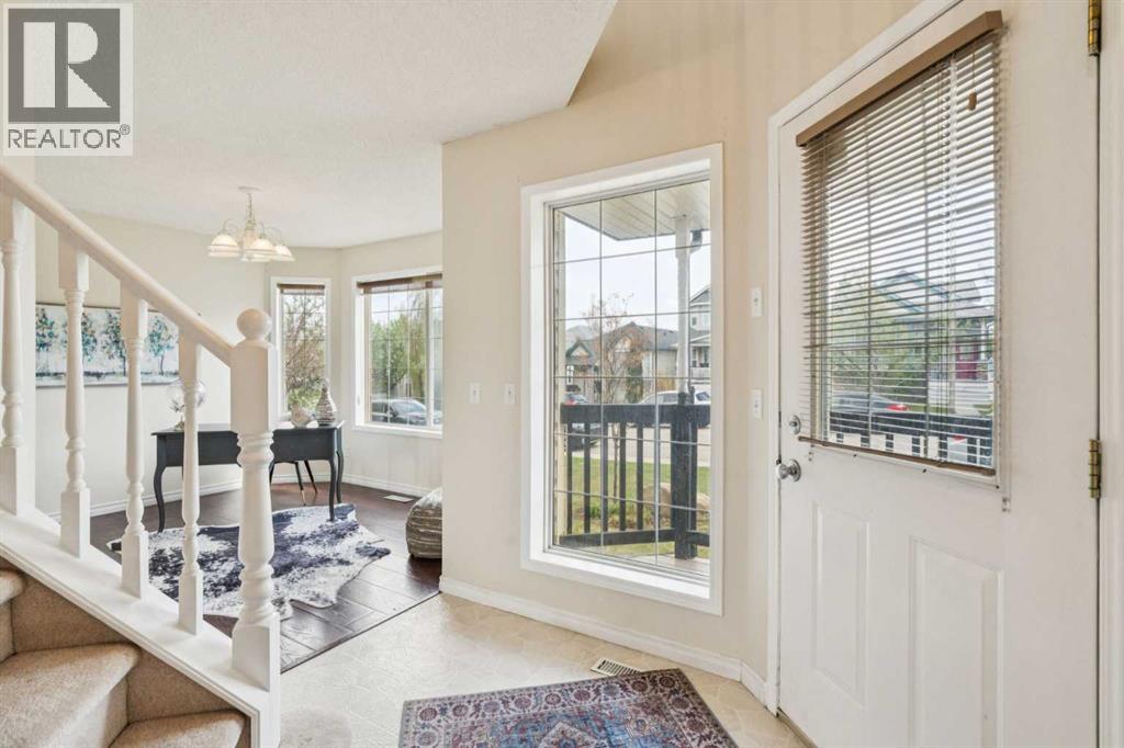 182 Bridlewood Close SW, Calgary, Alberta  T2Y 3N4 - Photo 5 - A2310050