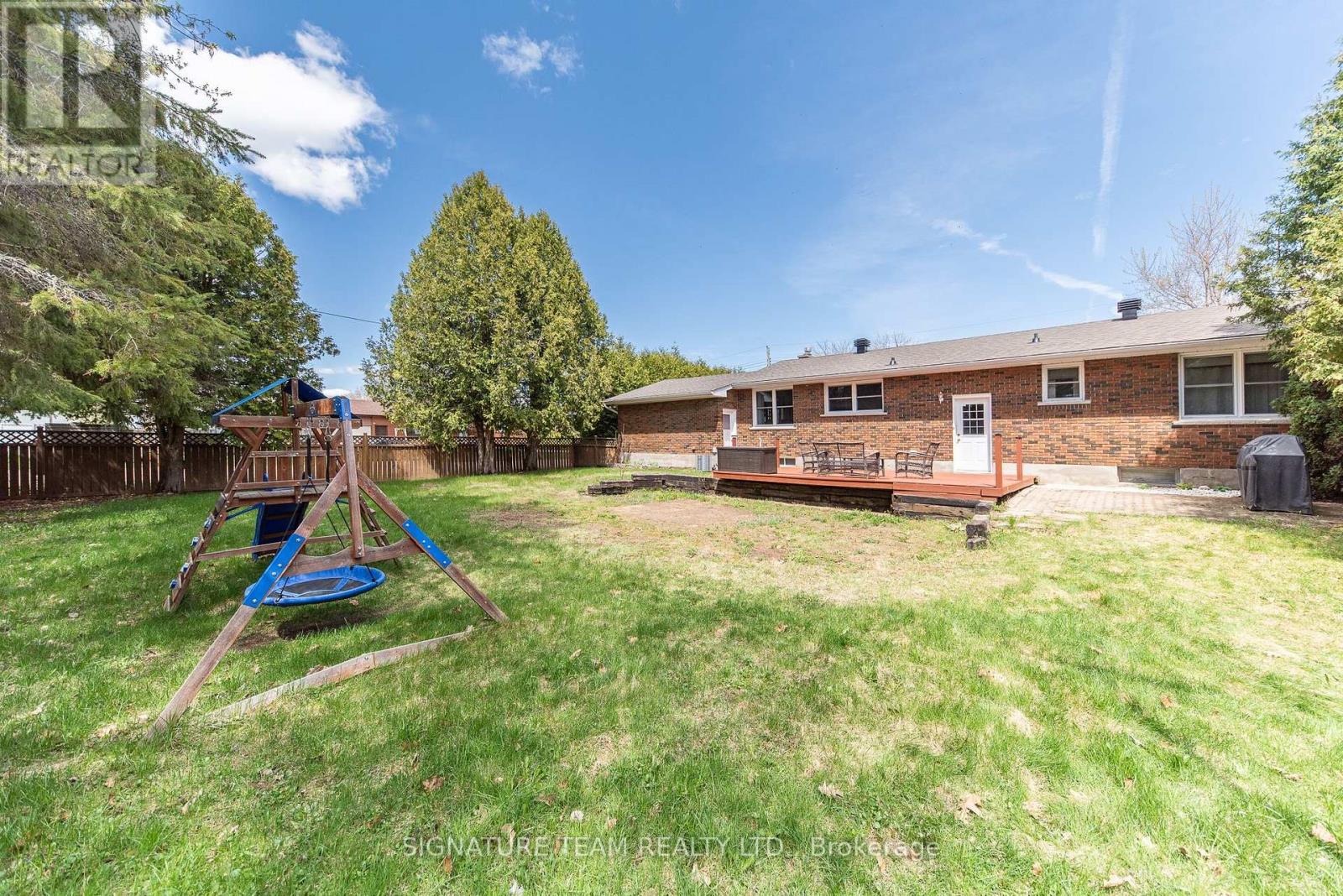 7 Mary Street, Petawawa, Ontario  K8H 1R6 - Photo 41 - X12937288