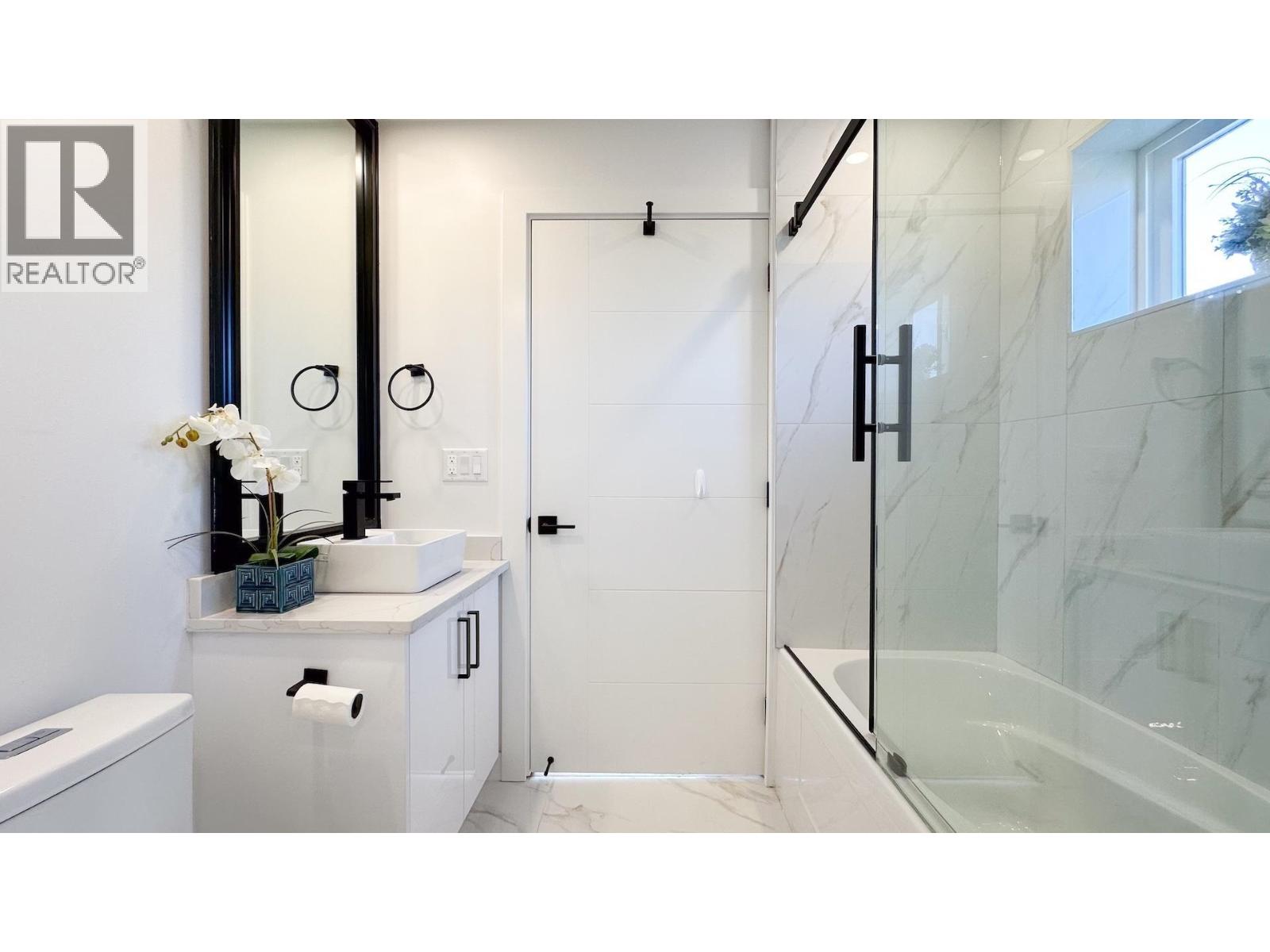2723 Turner Street, Vancouver, British Columbia  V5K 2G8 - Photo 10 - R3124519