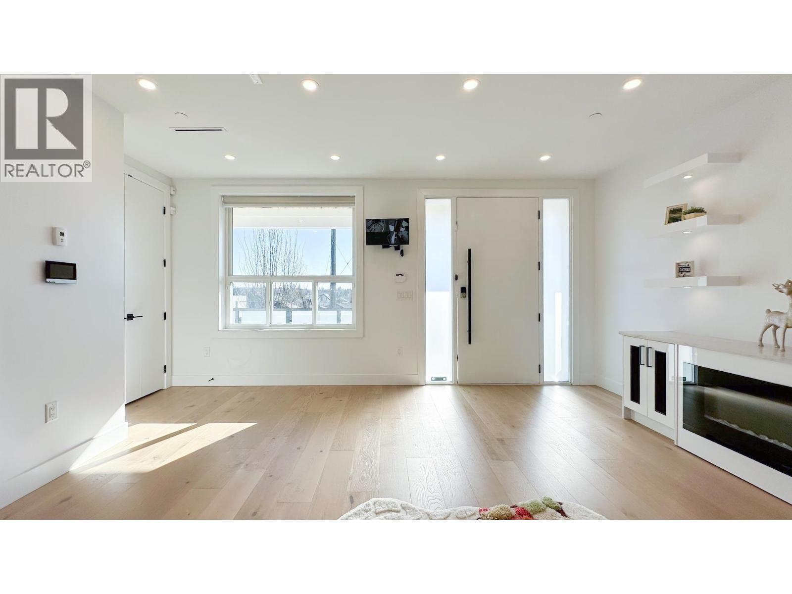 2723 Turner Street, Vancouver, British Columbia  V5K 2G8 - Photo 4 - R3124519