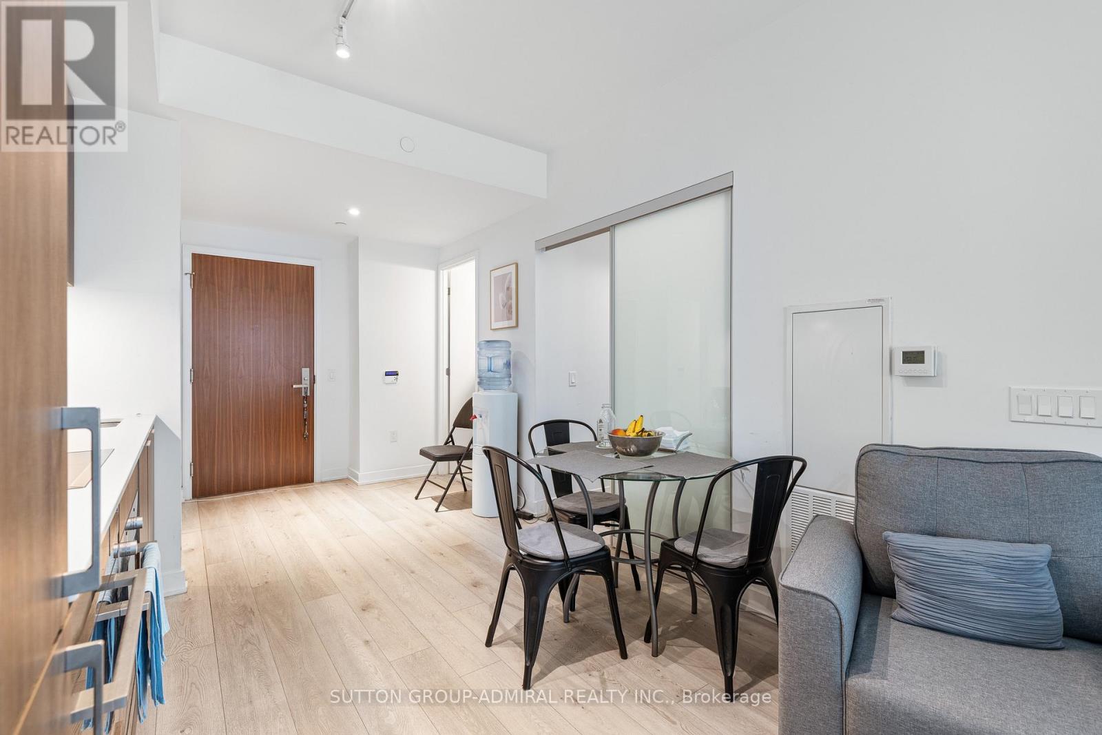 208 - 15 Queens Quay E, Toronto, Ontario  M5E 0A5 - Photo 14 - C13138344