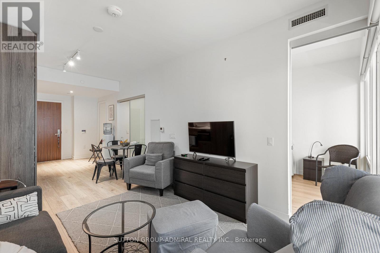 208 - 15 Queens Quay E, Toronto, Ontario  M5E 0A5 - Photo 18 - C13138344