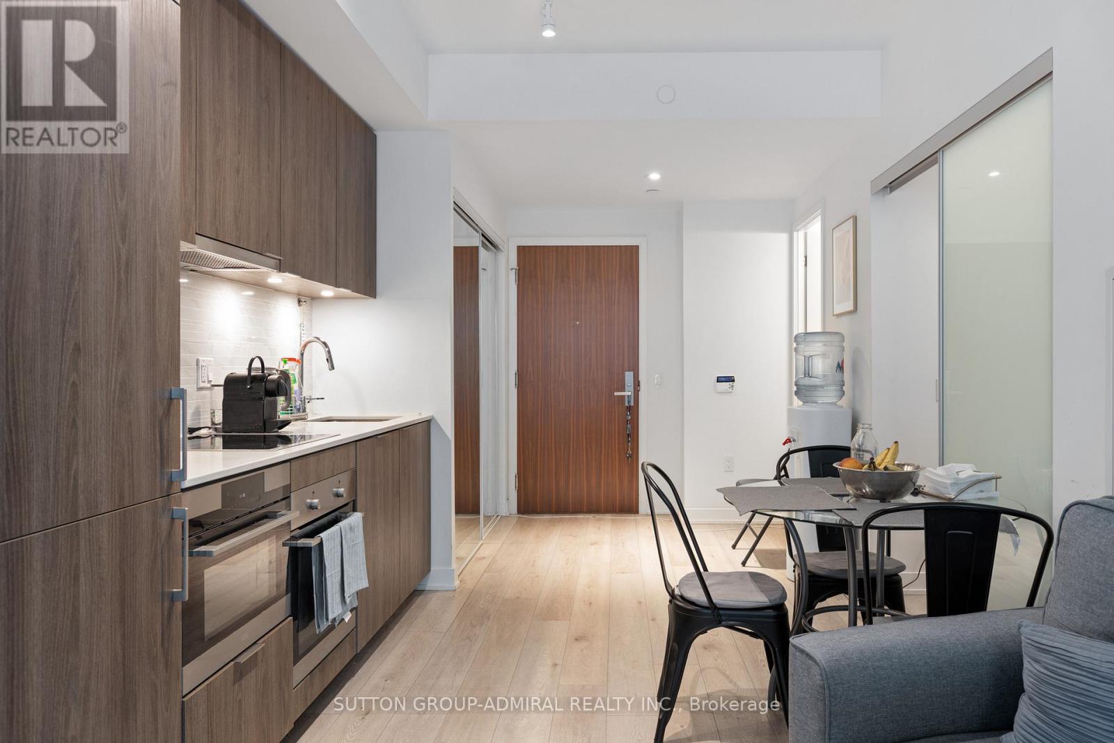 208 - 15 Queens Quay E, Toronto, Ontario  M5E 0A5 - Photo 9 - C13138344
