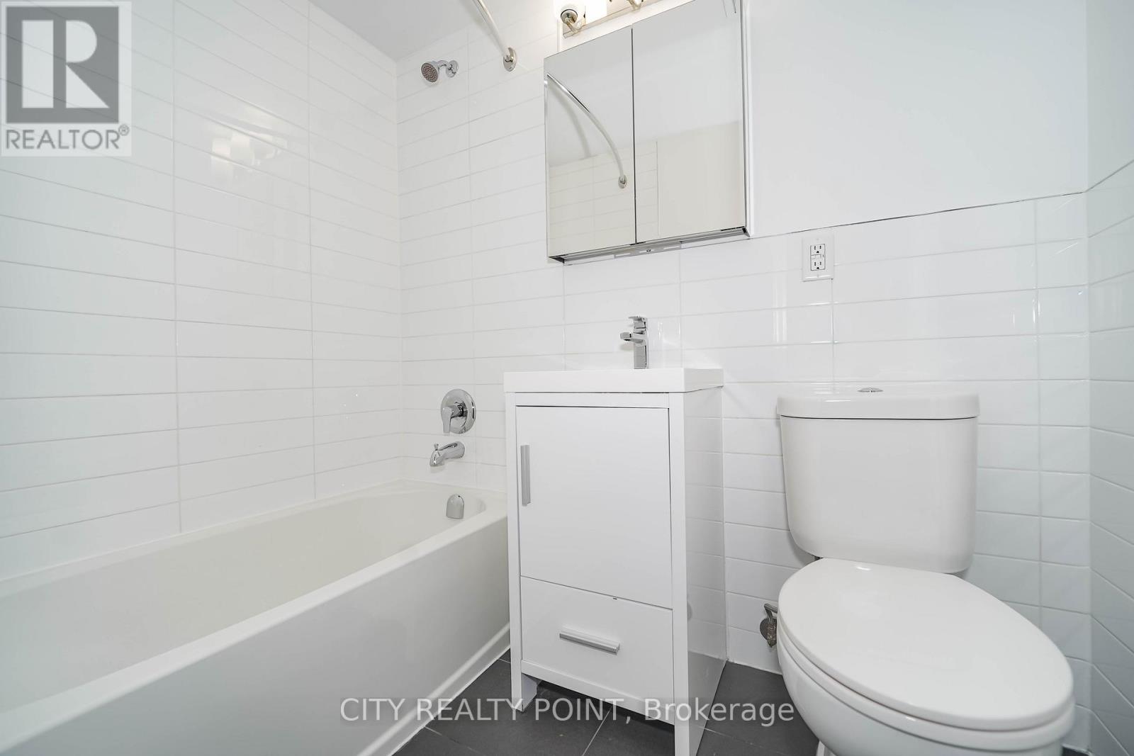 1004 - 55 Isabella Street, Toronto, Ontario  M4Y 1M8 - Photo 9 - C13138364