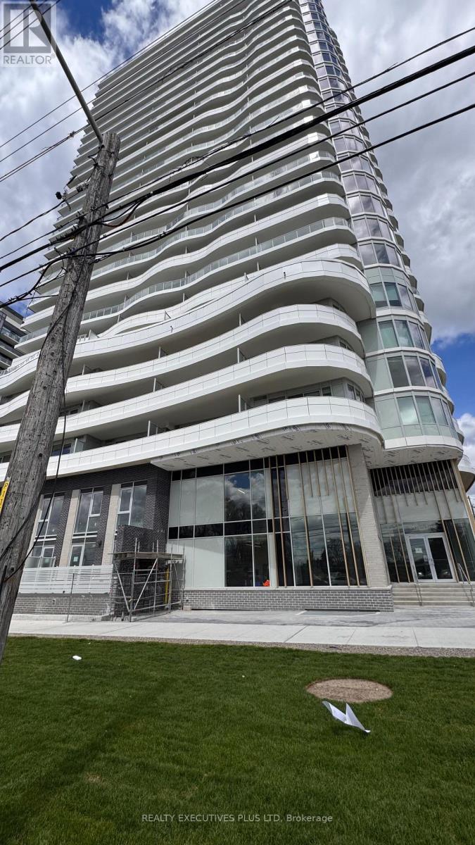 310 - 1010 Sandy Beach Road, Pickering, Ontario  L1W 3V9 - Photo 1 - E13138372