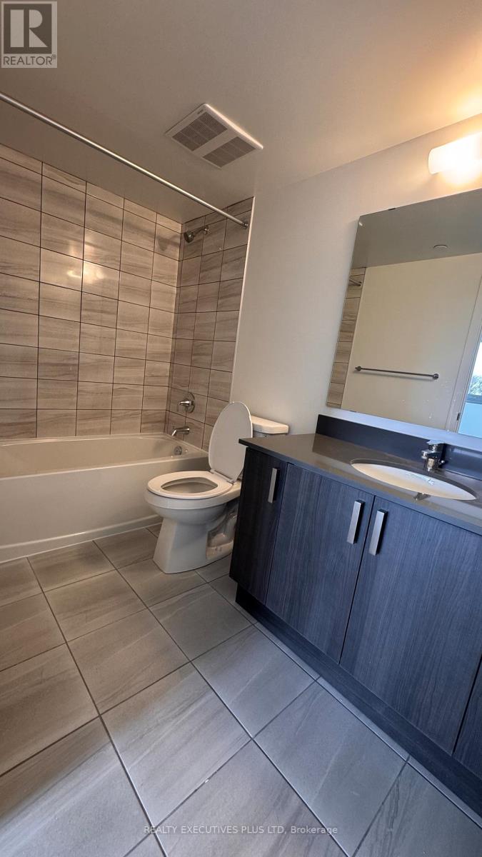 310 - 1010 Sandy Beach Road, Pickering, Ontario  L1W 3V9 - Photo 8 - E13138372