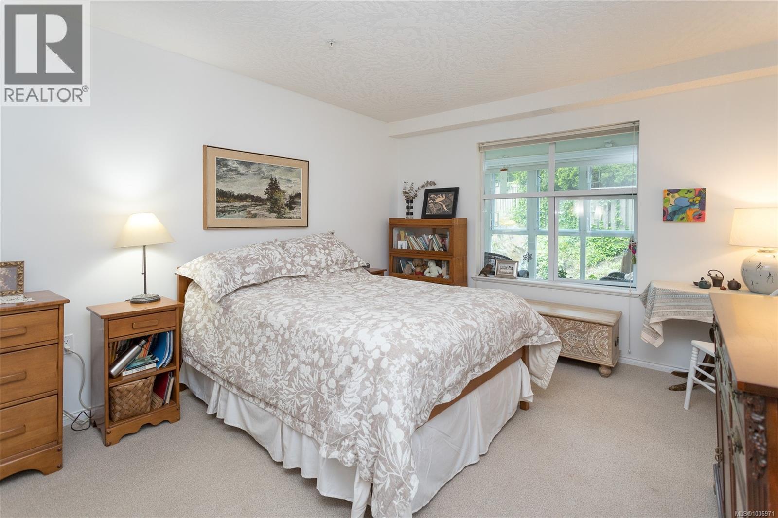 313 1521 Church Ave, Saanich, British Columbia  V8P 5T7 - Photo 13 - 1036971