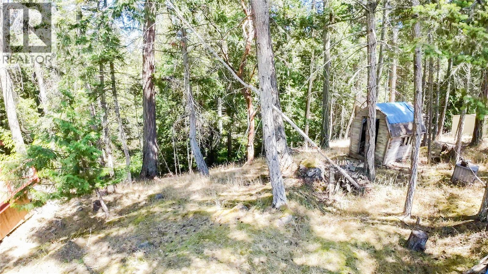3614 Foc-Sle Rd, Pender Island, British Columbia  V0N 2M0 - Photo 11 - 1036905