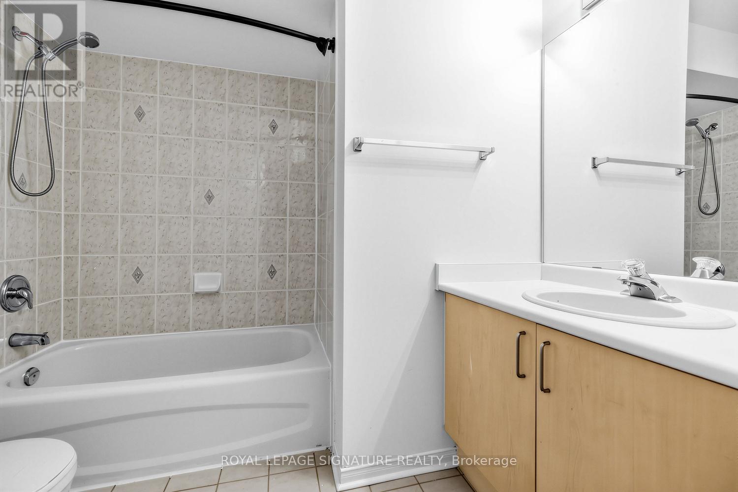 29 Coburg Crescent, Richmond Hill, Ontario  L4B 4E1 - Photo 16 - N13138132