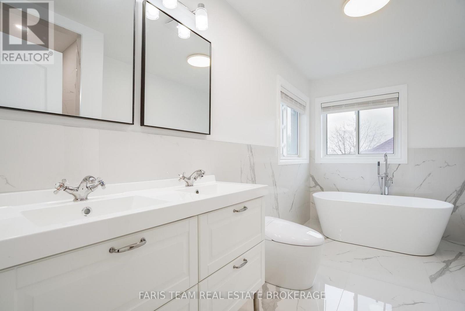 8 Pietro Drive, Vaughan, Ontario  L6A 3K5 - Photo 18 - N13138362