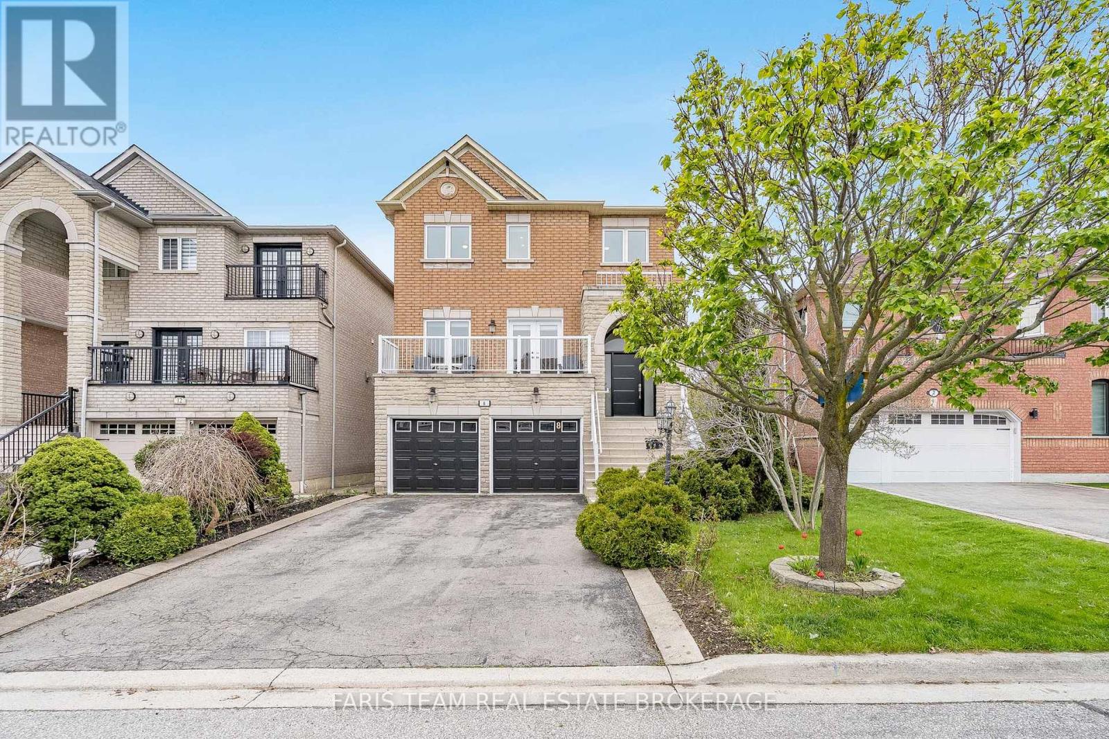 8 Pietro Drive, Vaughan, Ontario  L6A 3K5 - Photo 3 - N13138362